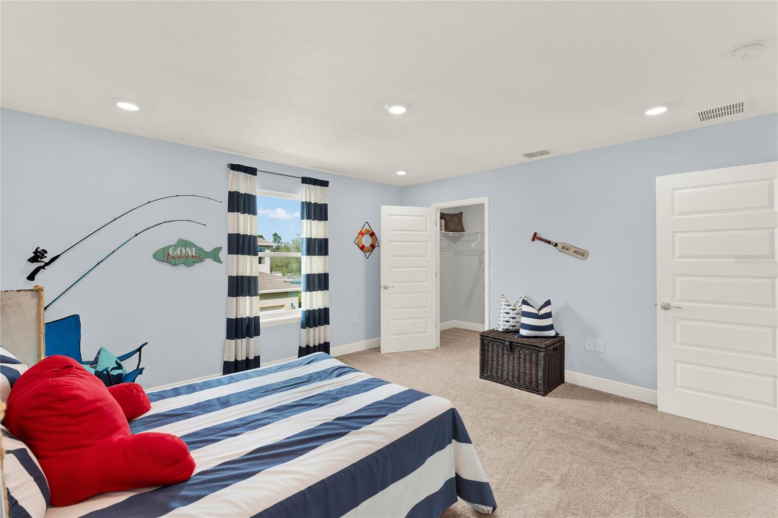 Image 20 of 33 For 11057 Hollow Bay Drive