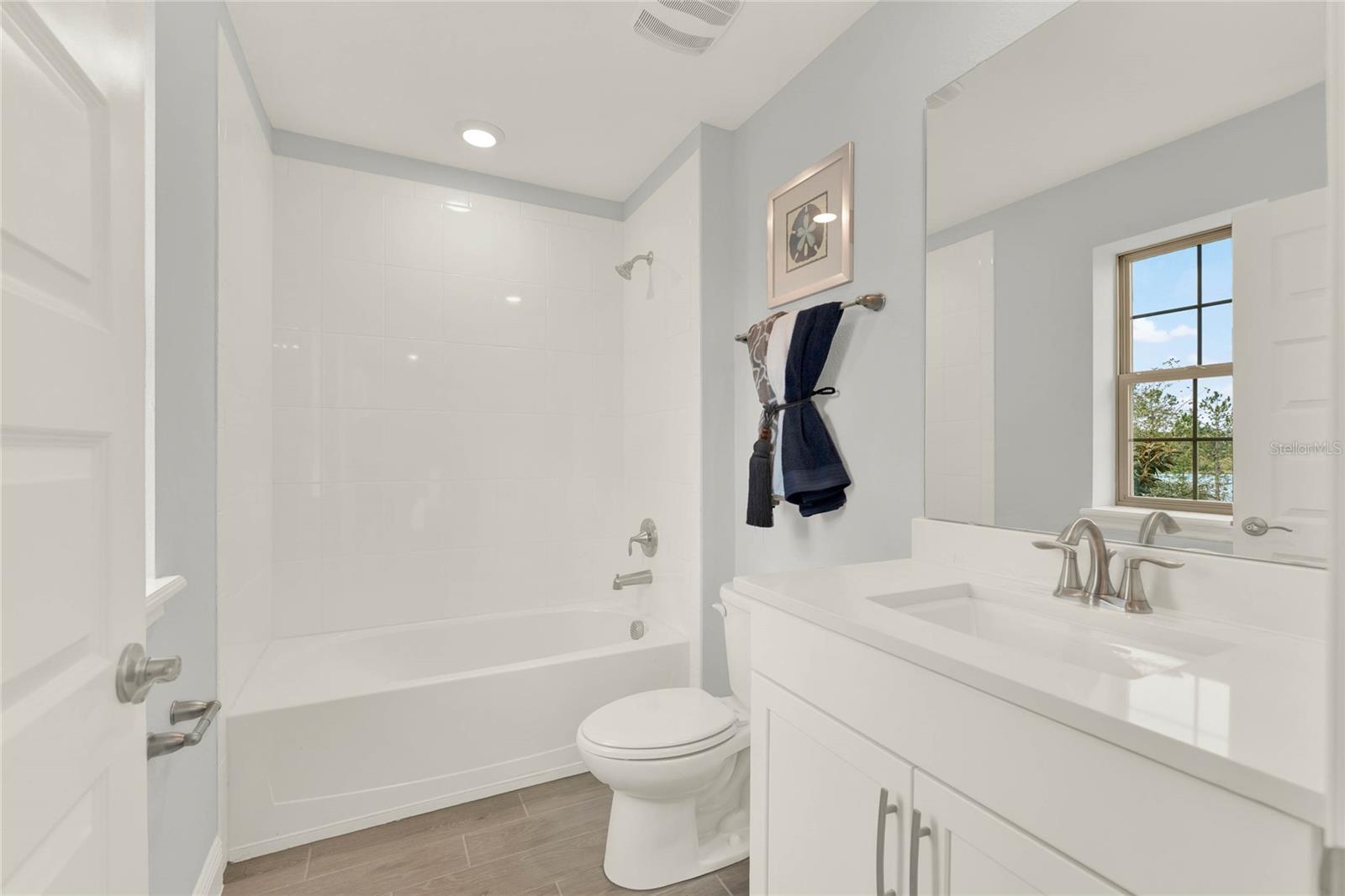 Image 22 of 33 For 11057 Hollow Bay Drive