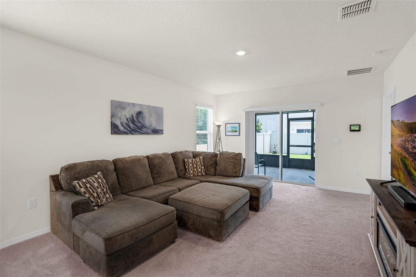 Image 15 of 39 For 1323 Berry Lane