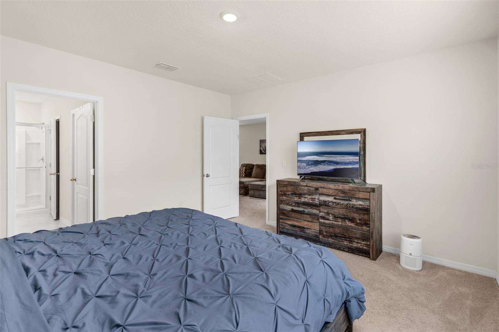 Image 19 of 39 For 1323 Berry Lane