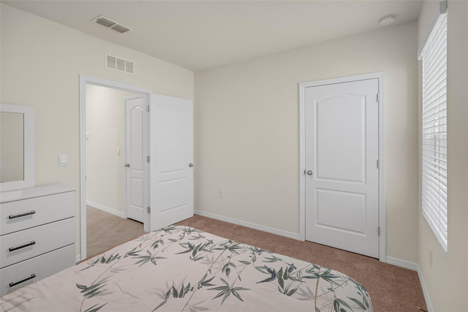 Image 31 of 39 For 1323 Berry Lane