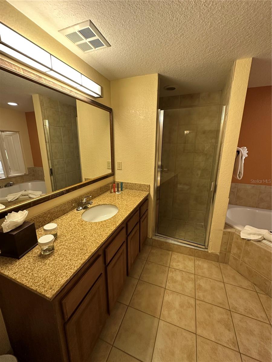 Image 23 of 52 For 12527 Floridays Resort Drive 506-e