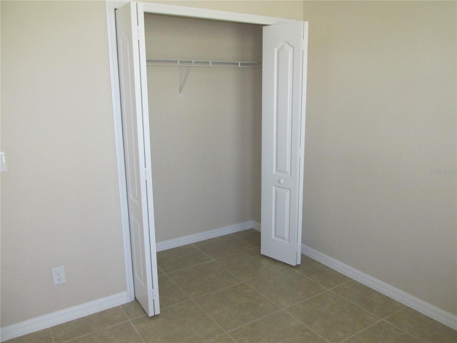 Image 12 of 15 For 4956 Maple Park Street
