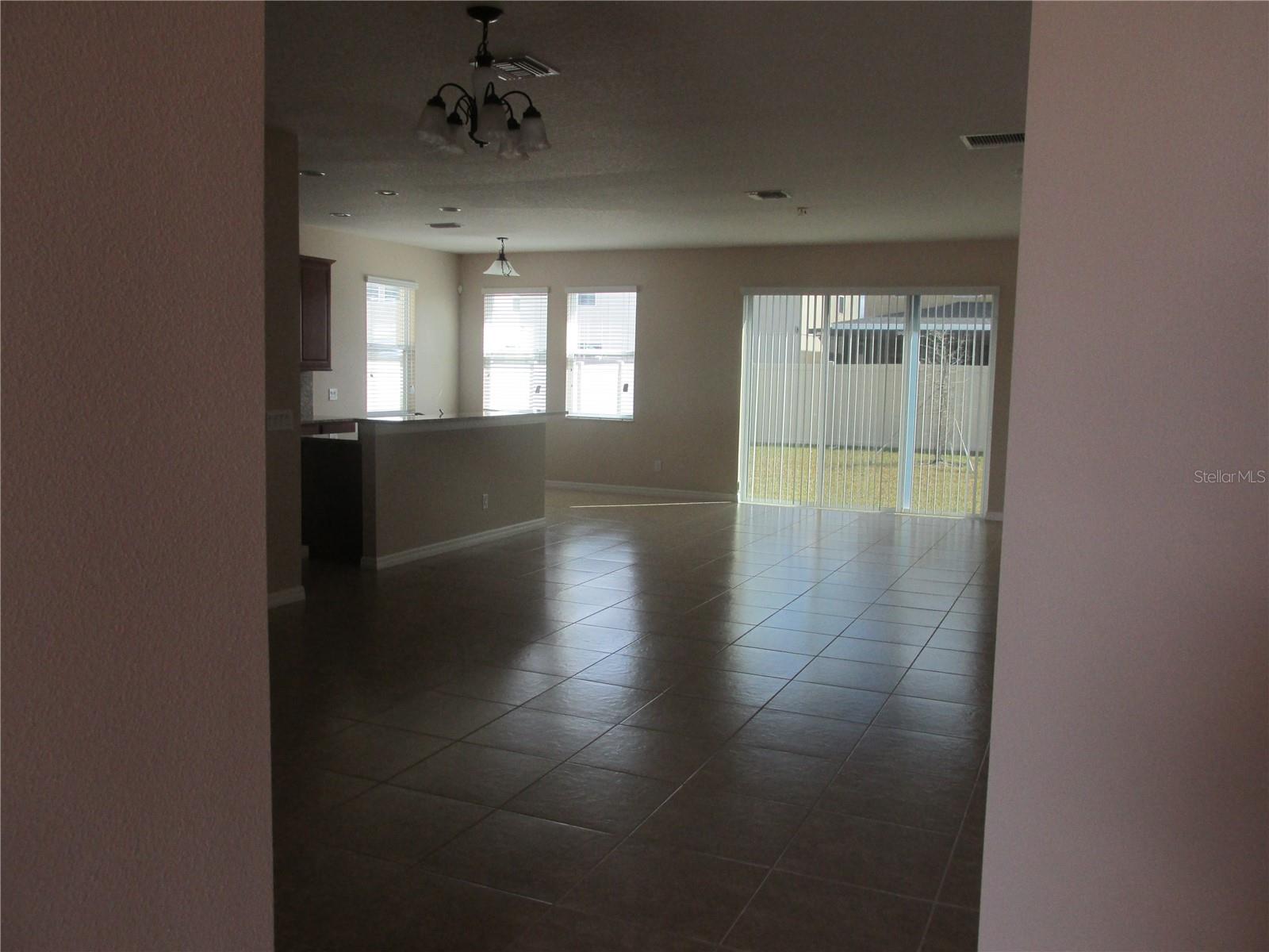 Image 3 of 15 For 4956 Maple Park Street