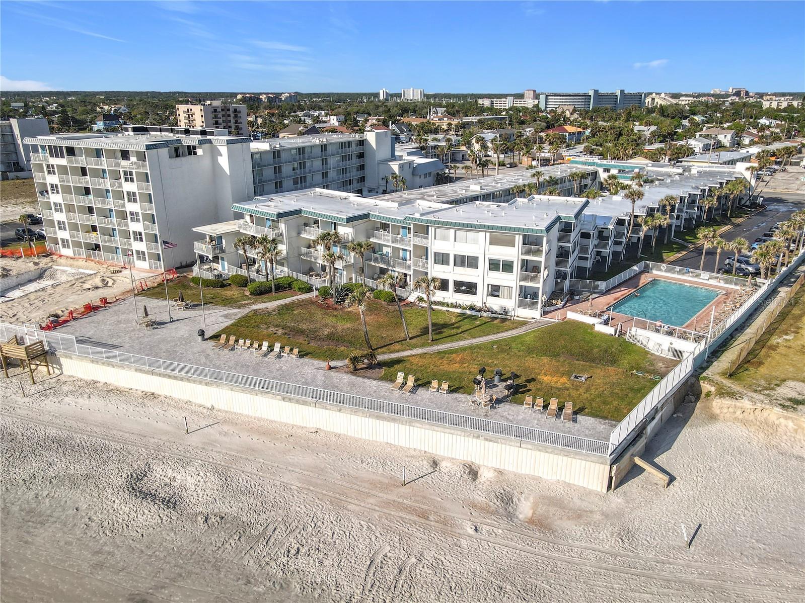 Image 2 of 35 For 935 Atlantic Avenue 355