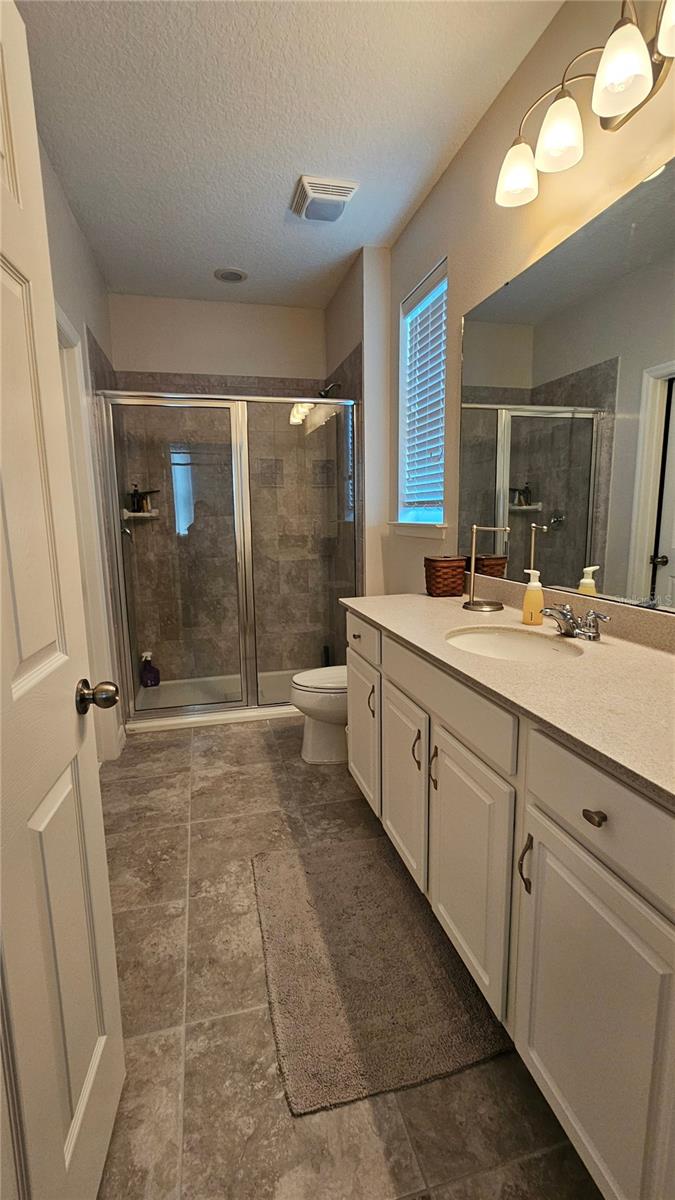 Image 8 of 9 For 2819 Stonegate Drive