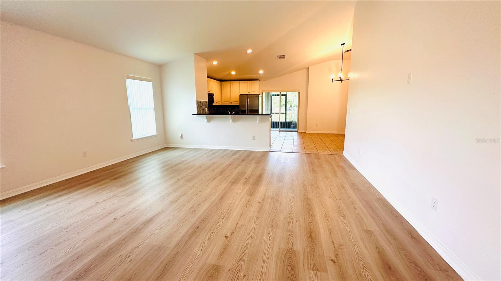 Image 6 of 12 For 15637 Carina Drive