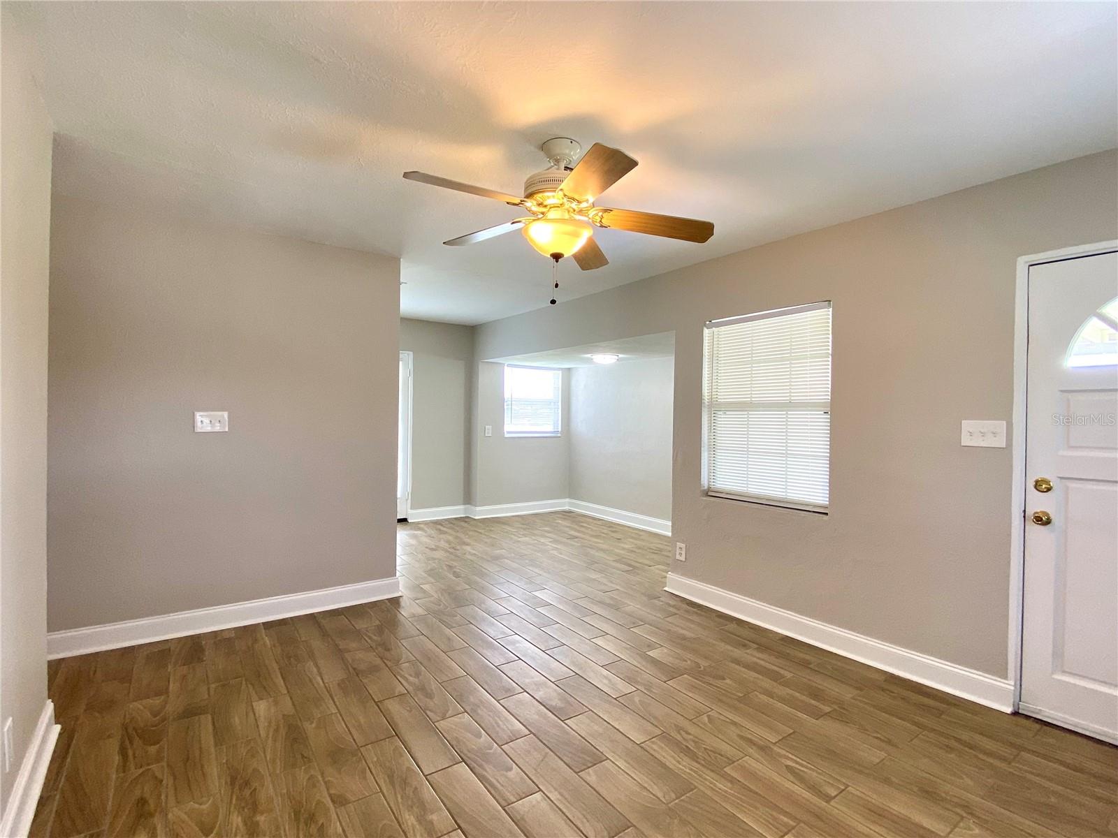 Image 11 of 25 For 311 Lake Annie Drive
