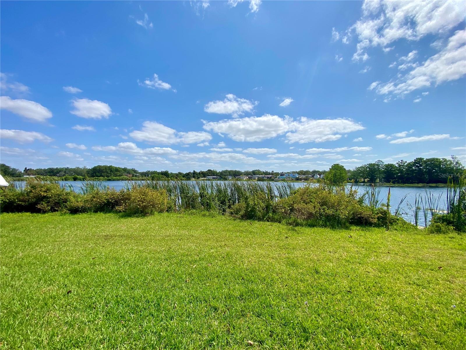 Image 4 of 25 For 311 Lake Annie Drive