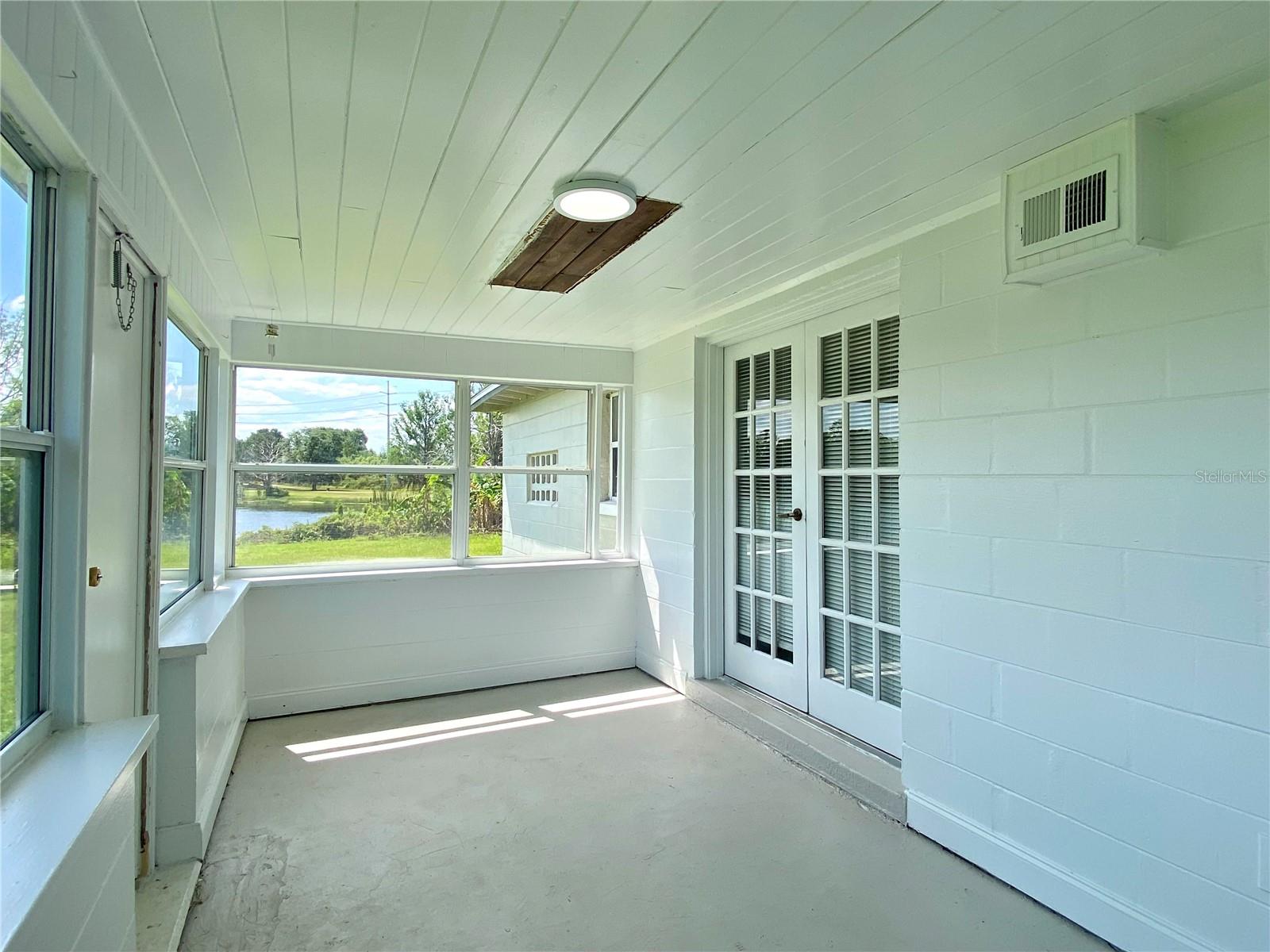 Image 6 of 25 For 311 Lake Annie Drive