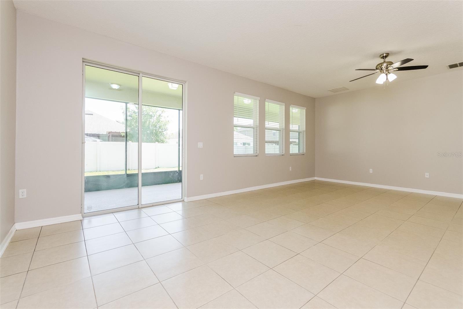 Image 4 of 15 For 12187 Prairie Plantation Way