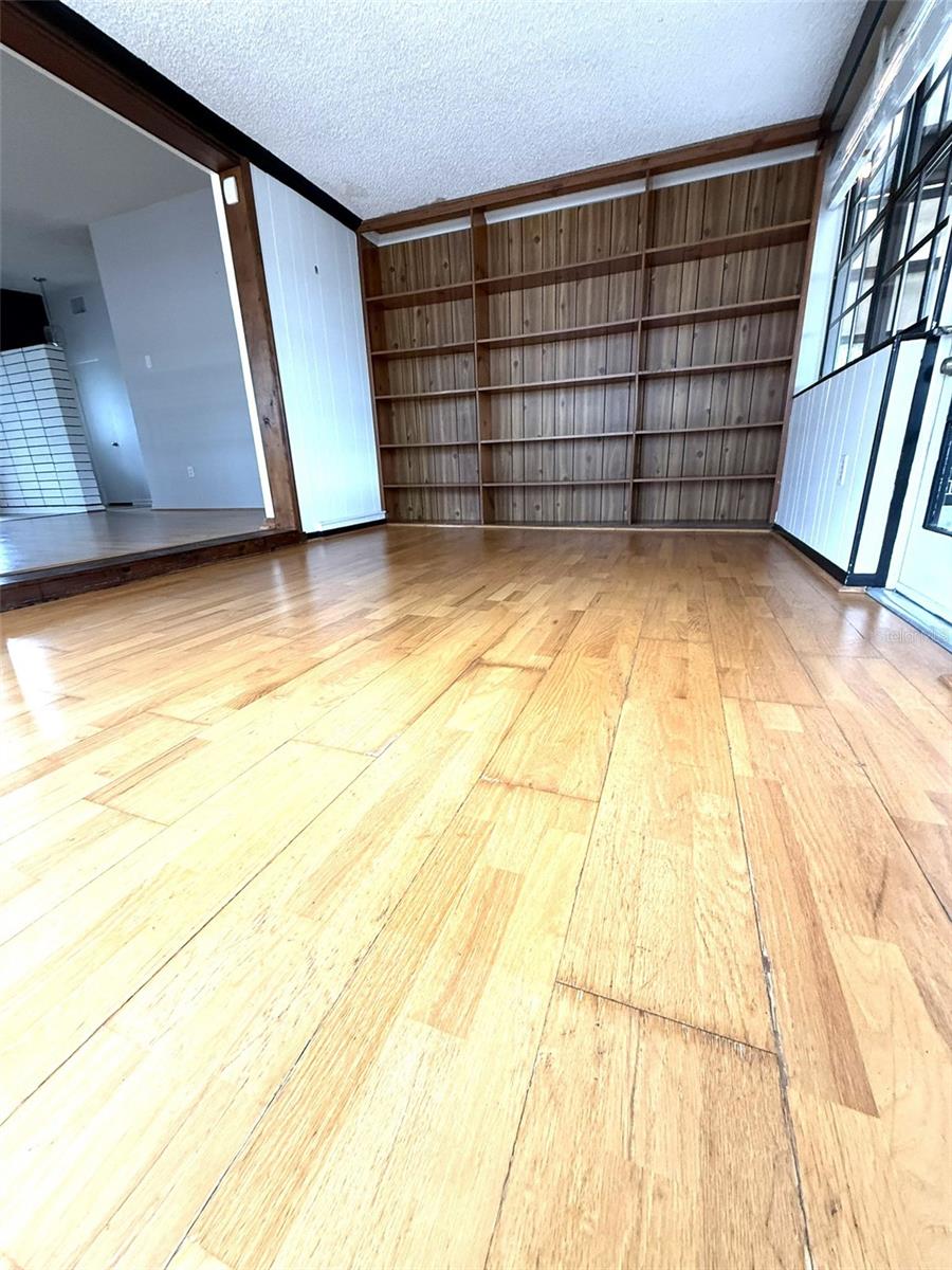 Image 12 of 46 For 6615 Beamer Way