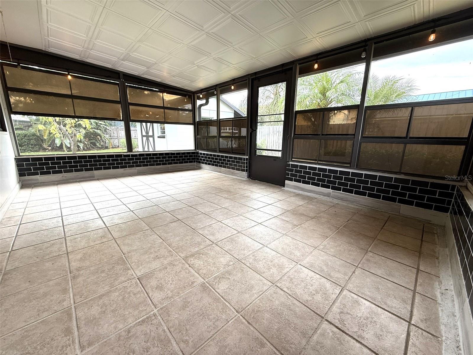 Image 21 of 46 For 6615 Beamer Way