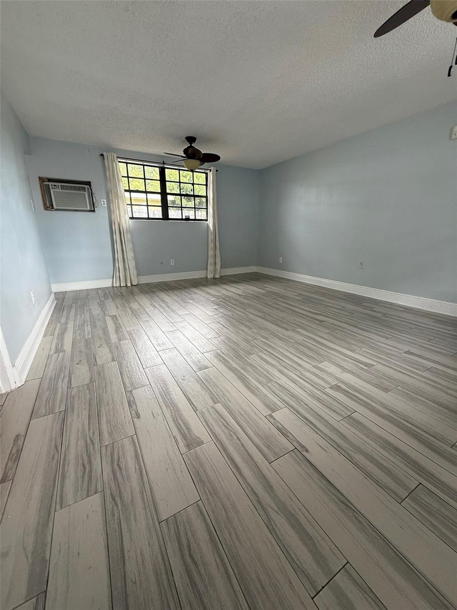 Image 25 of 46 For 6615 Beamer Way