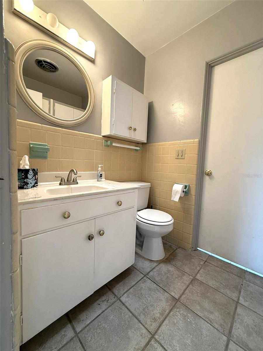 Image 36 of 46 For 6615 Beamer Way