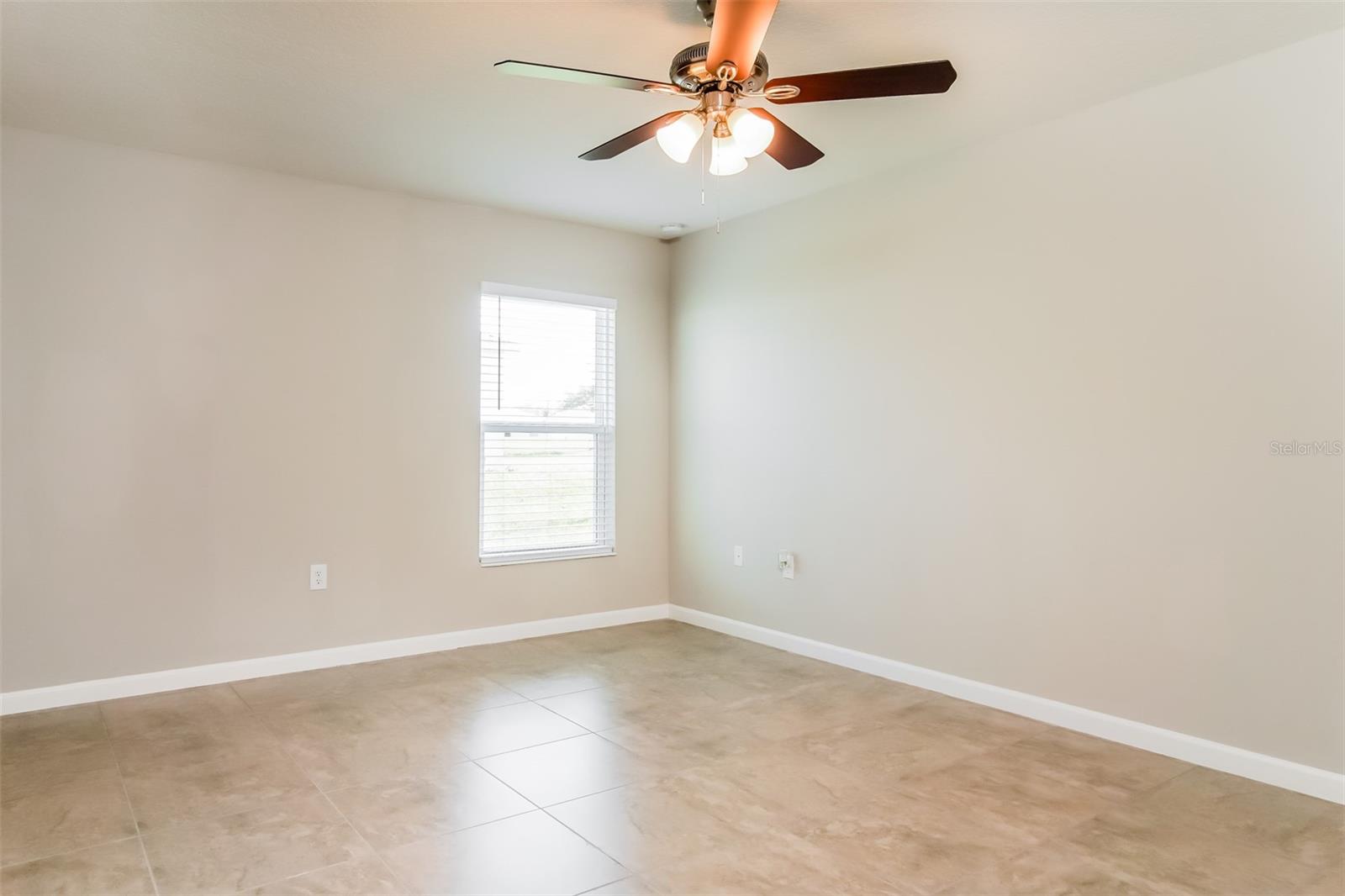 Image 9 of 15 For 646 Lindbergh Way