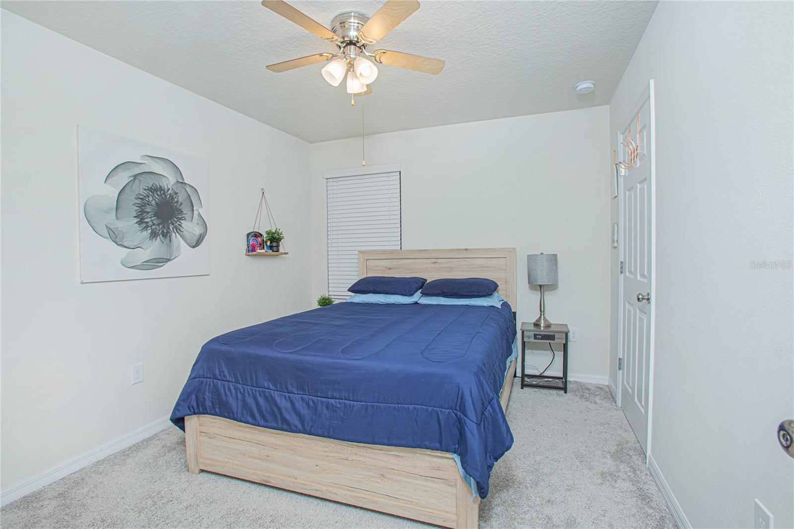 Image 11 of 23 For 3851 Plainview Drive