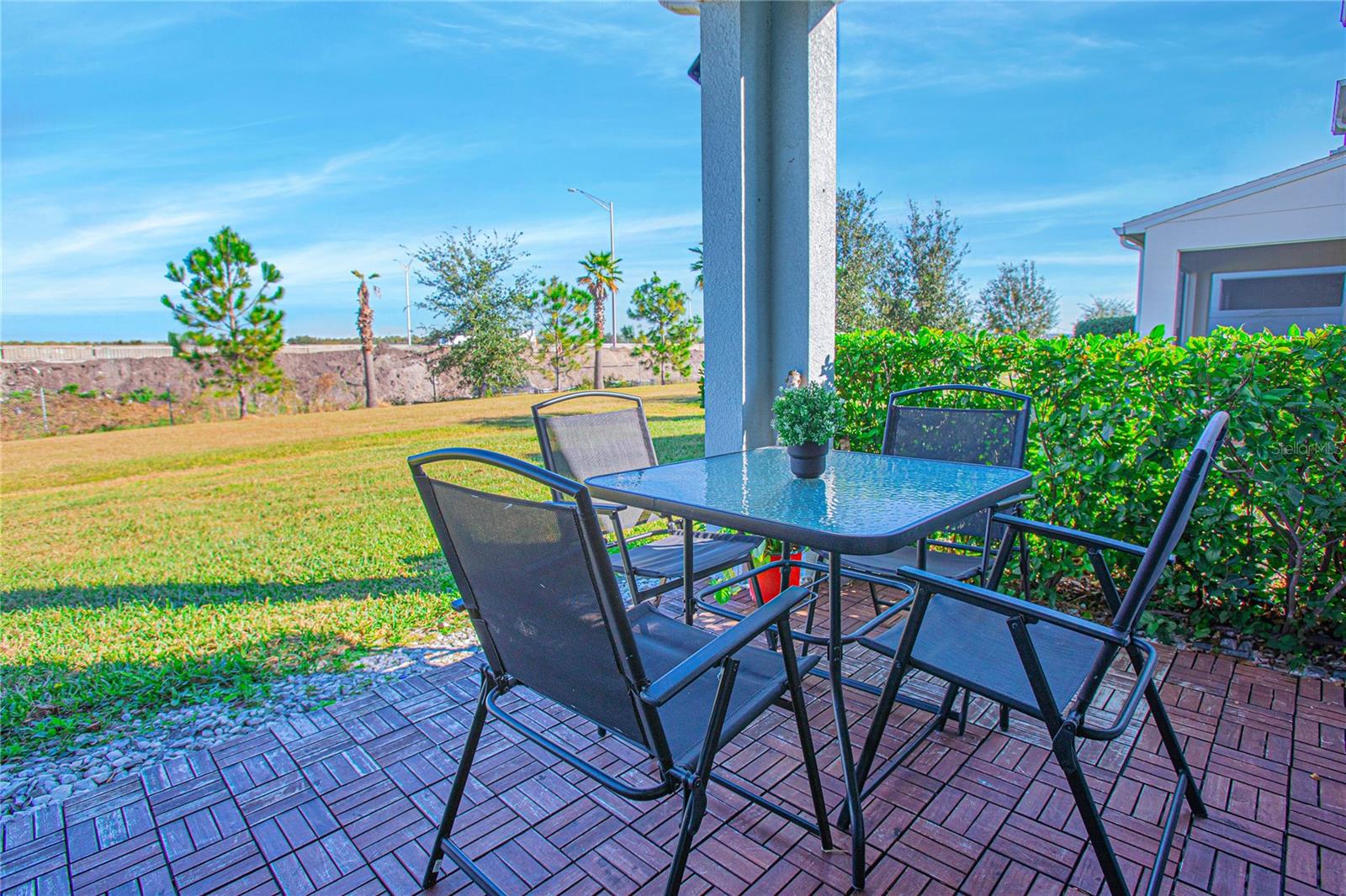 Image 13 of 23 For 3851 Plainview Drive