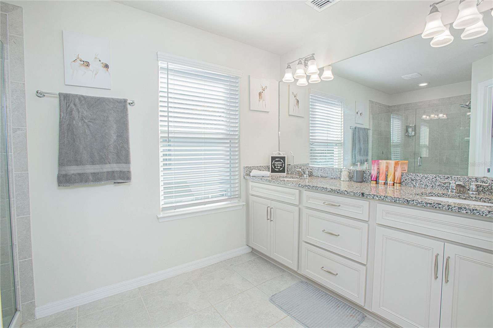 Image 8 of 23 For 3851 Plainview Drive
