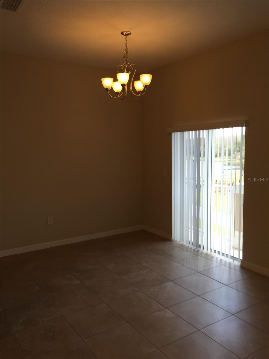 Image 6 of 24 For 10716 Dawson Lily Way 39a