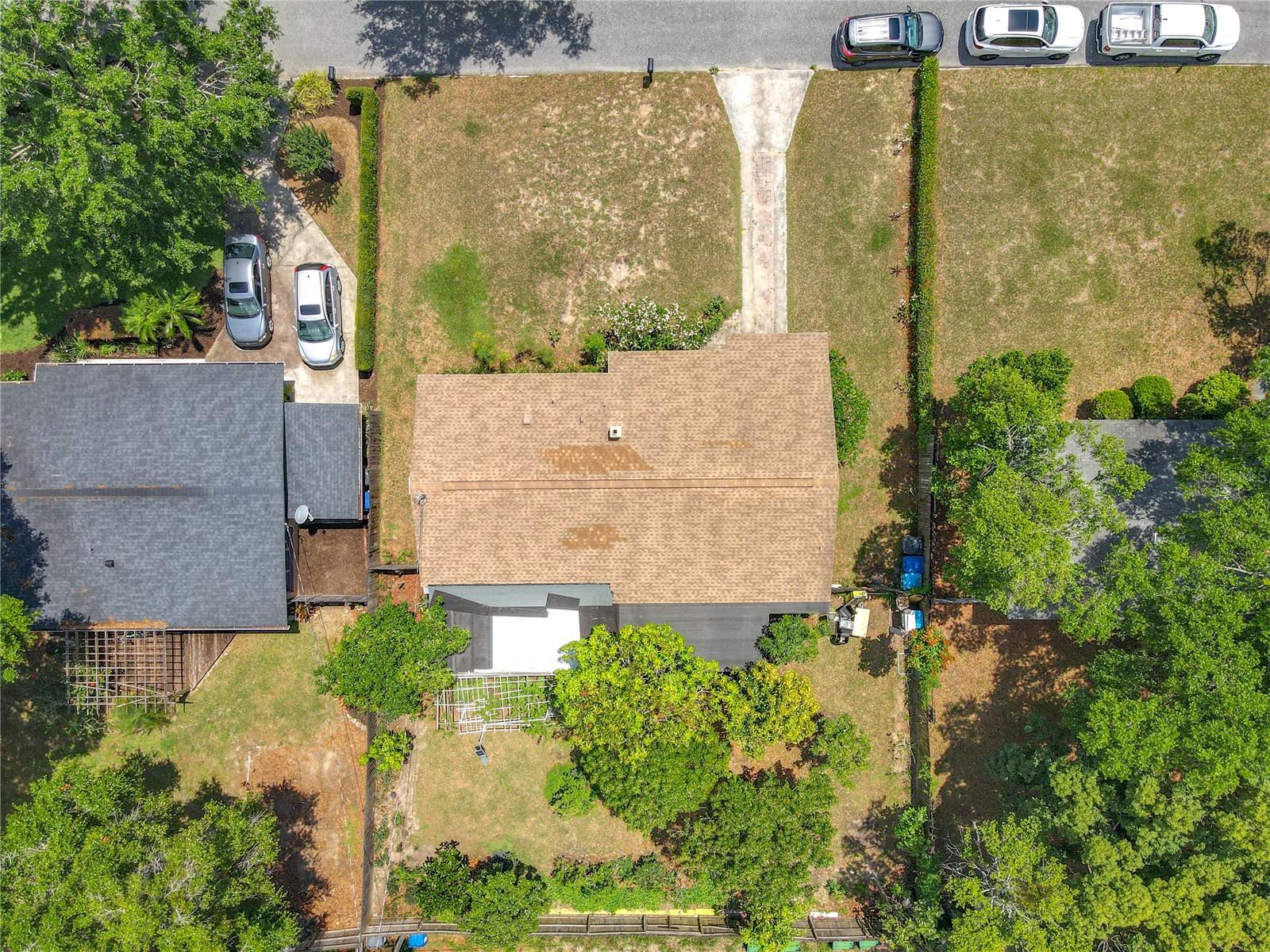 Image 43 of 51 For 920 Gloriosa Avenue