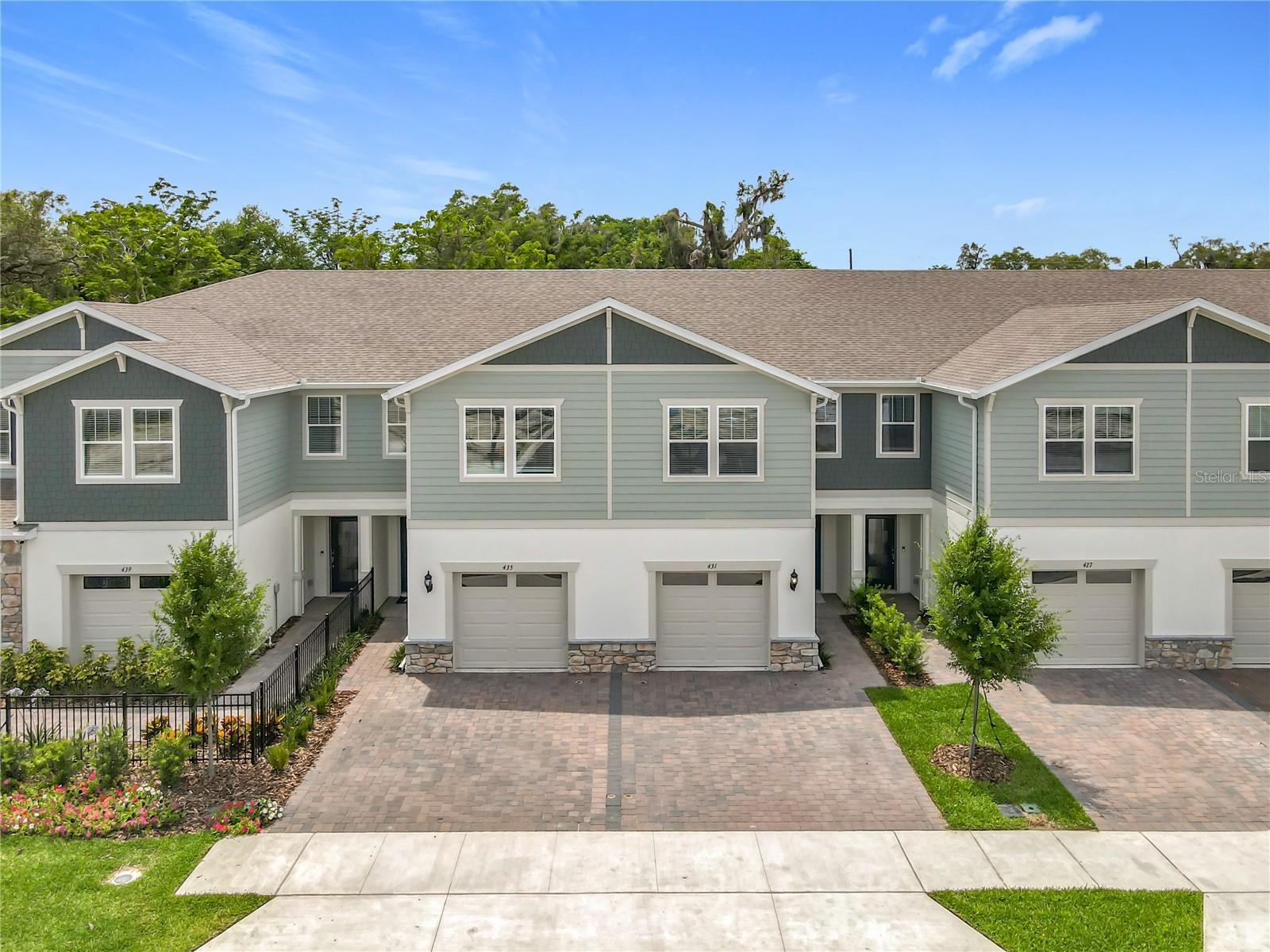 Image 2 of 54 For 431 Meadowland Point