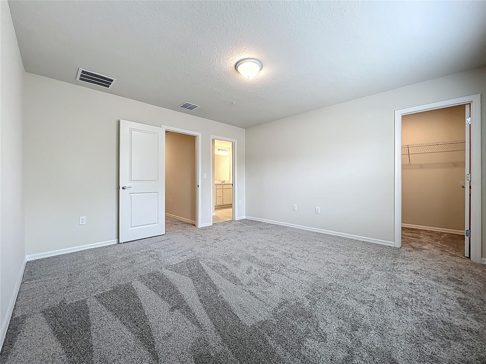 Image 36 of 54 For 431 Meadowland Point