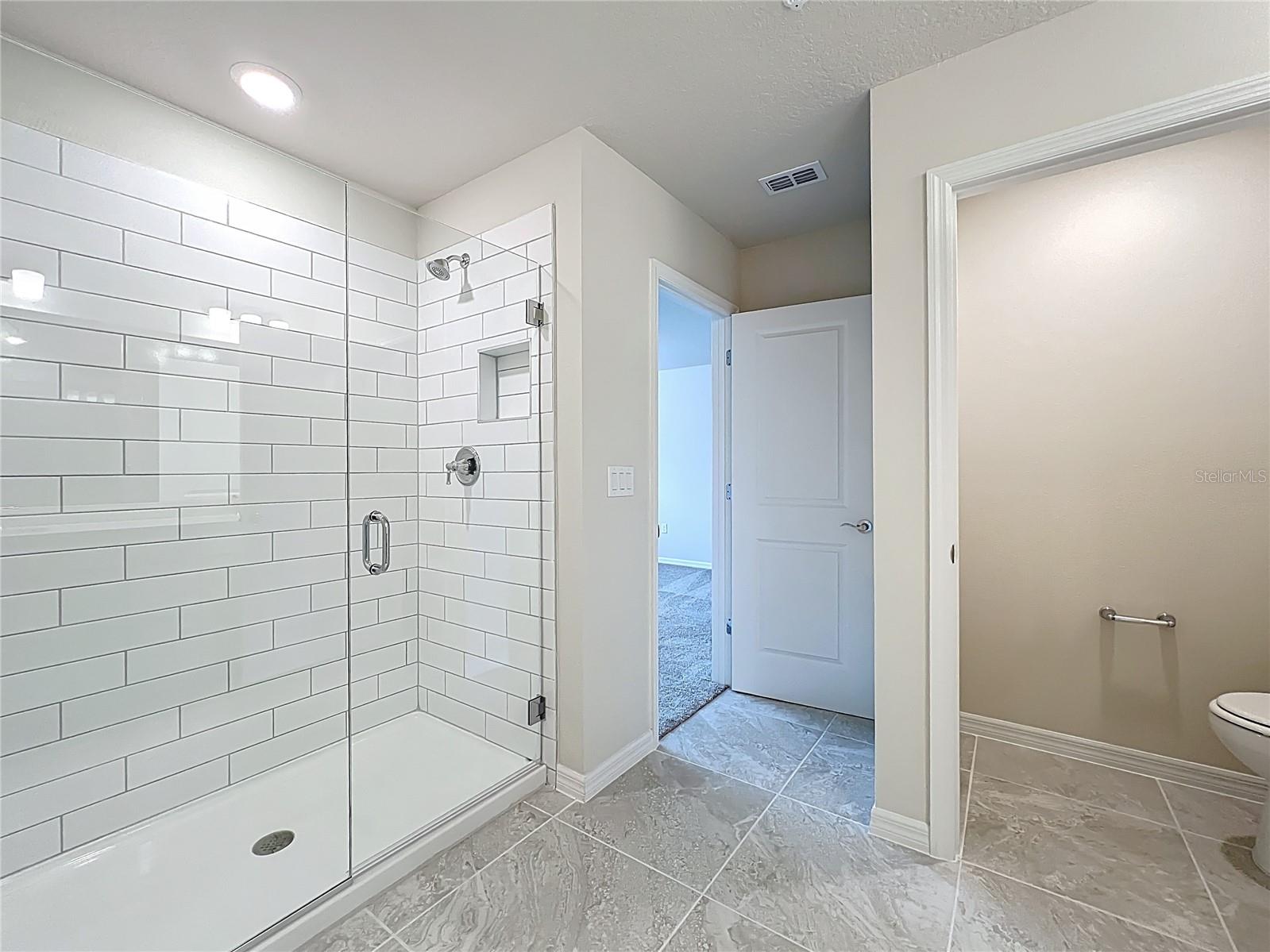 Image 42 of 54 For 431 Meadowland Point
