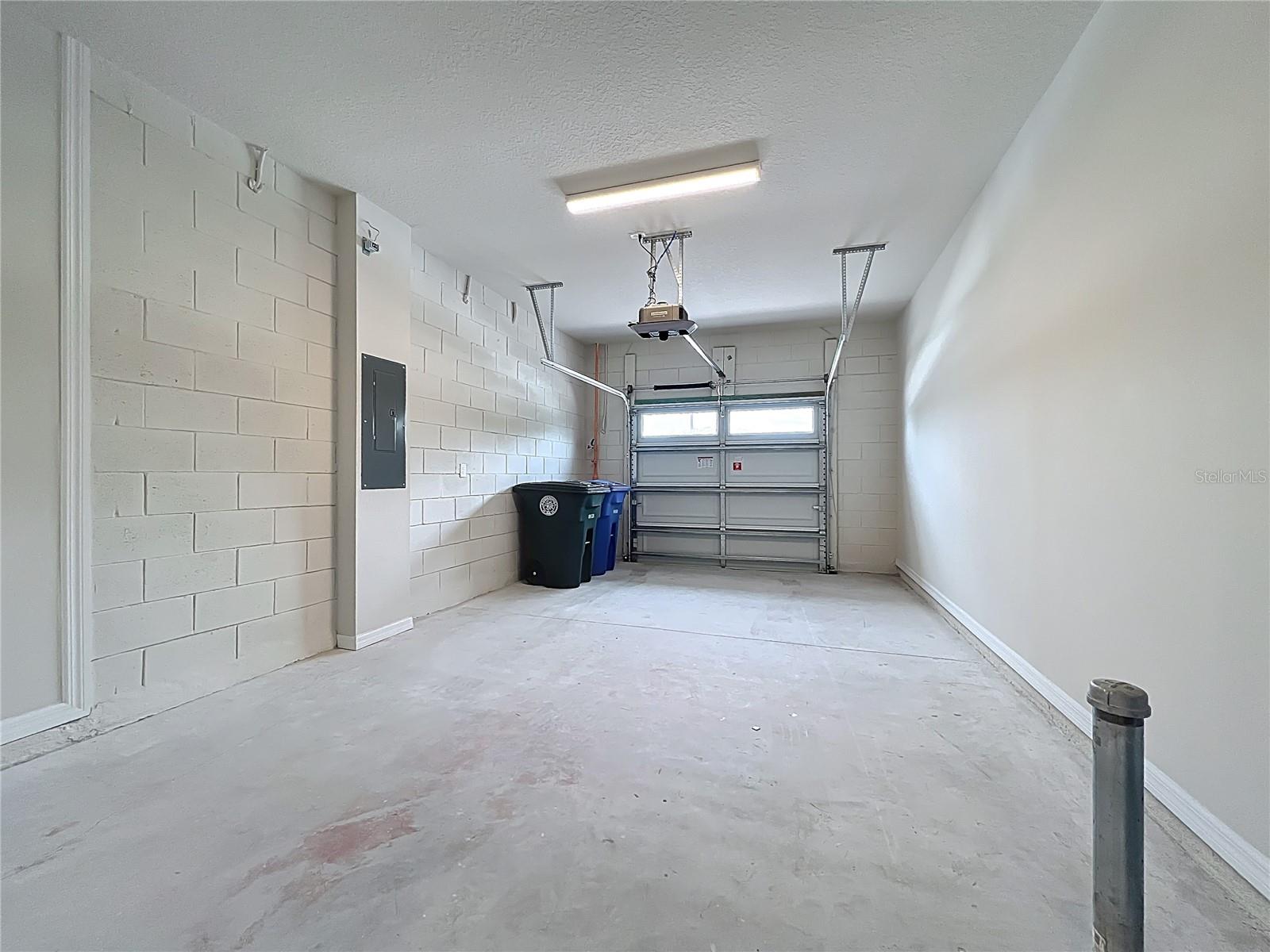 Image 46 of 54 For 431 Meadowland Point