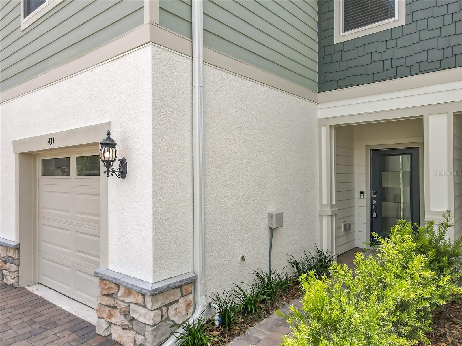 Image 6 of 54 For 431 Meadowland Point