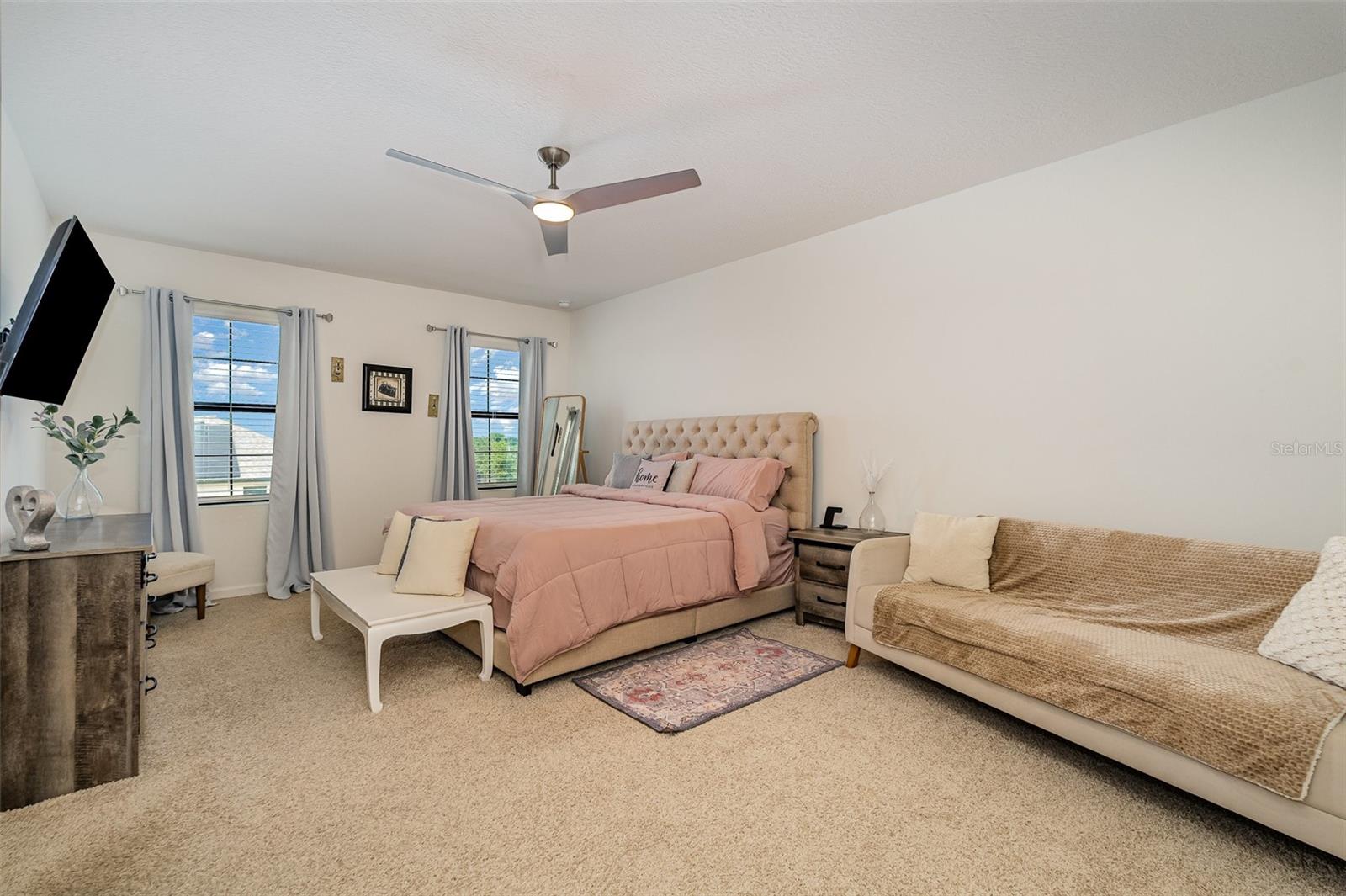 Image 13 of 26 For 329 Coyote Drive