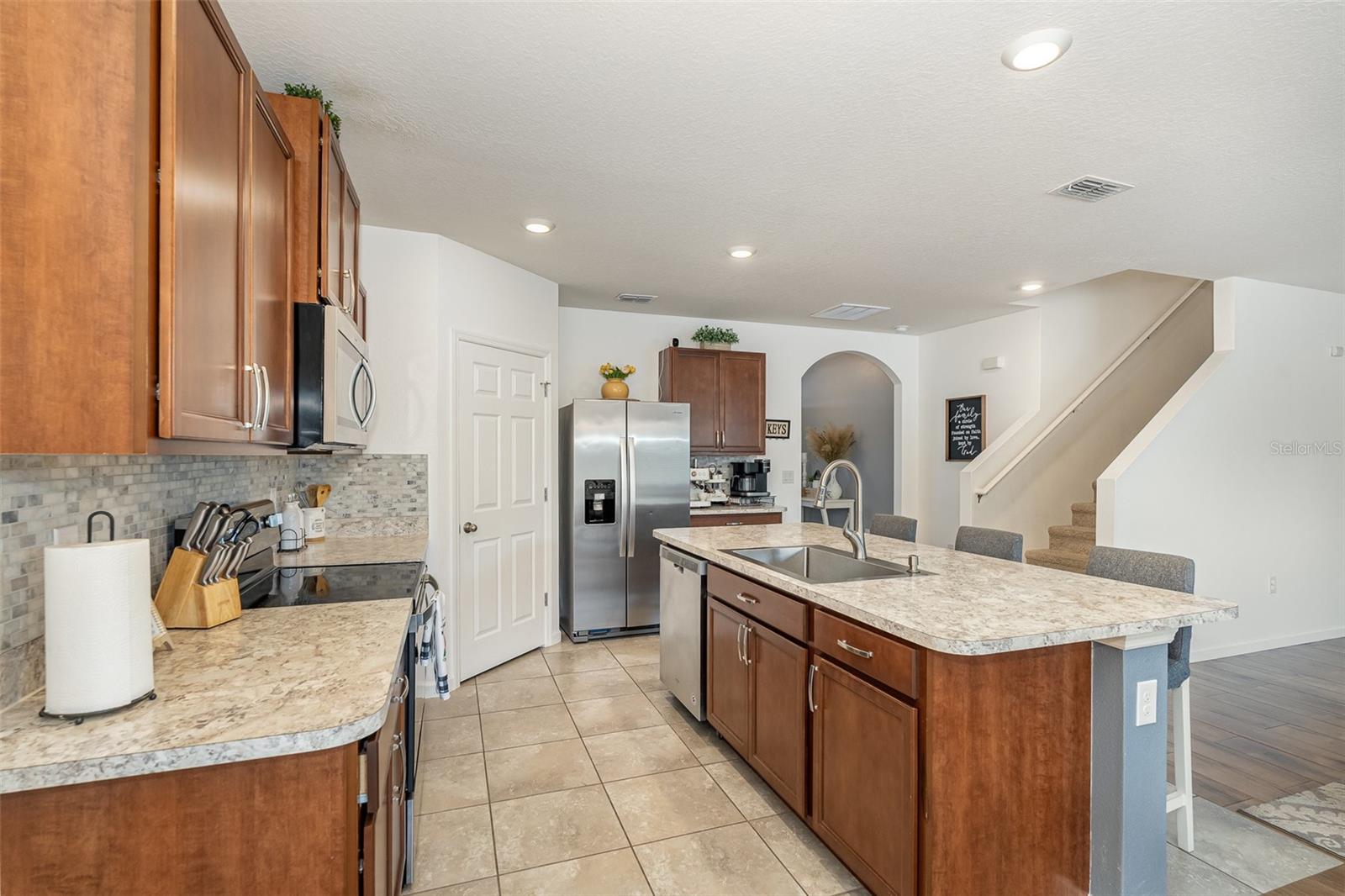 Image 7 of 26 For 329 Coyote Drive