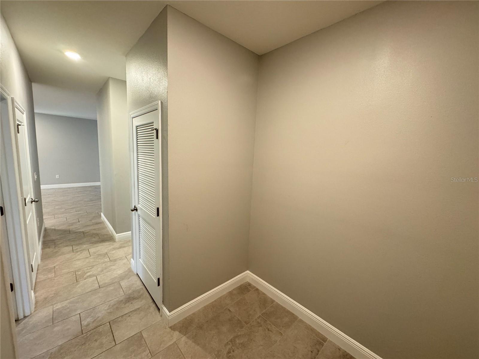 Image 8 of 63 For 1381 Bering Road