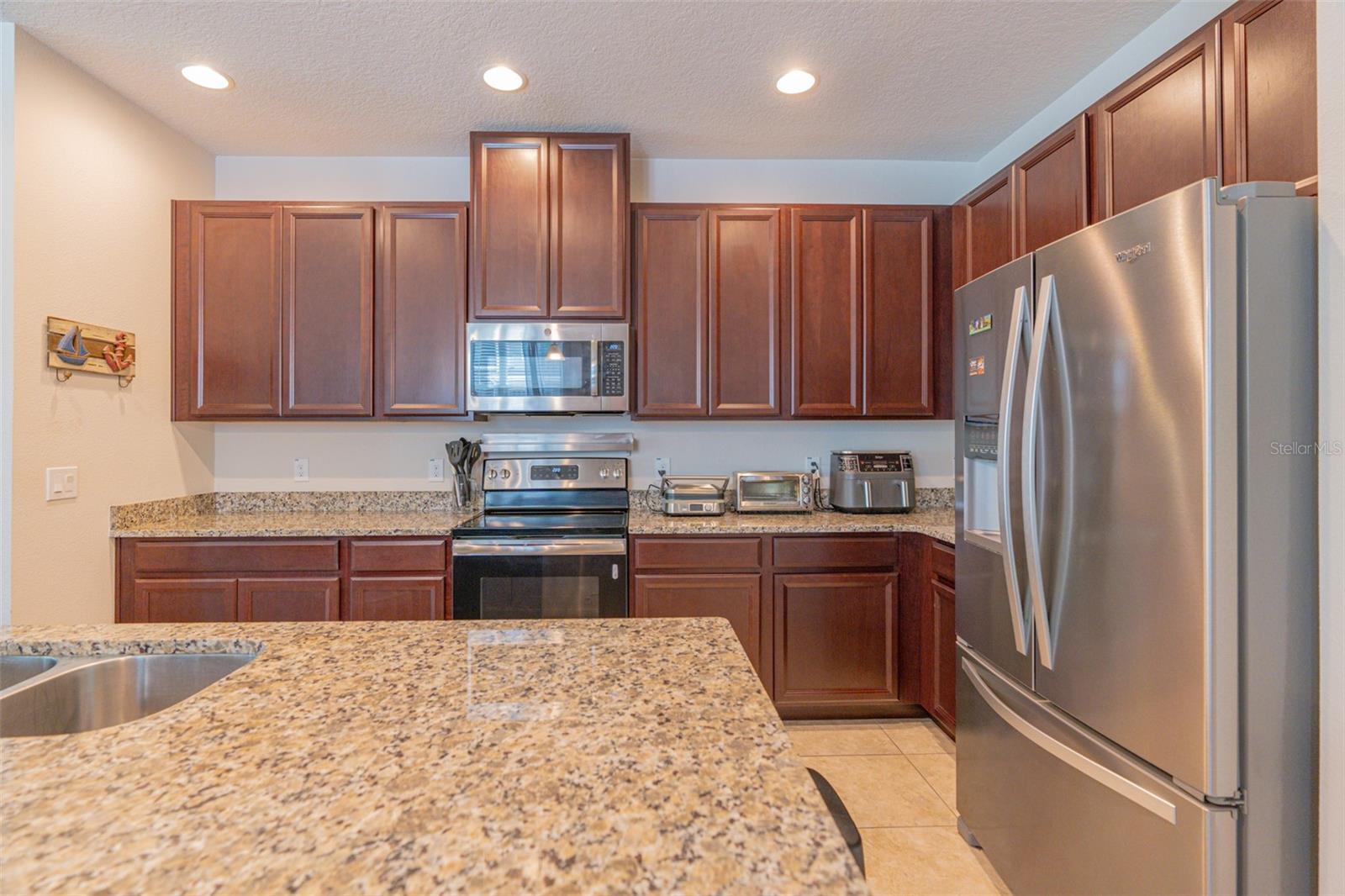 Image 11 of 37 For 87 Delacorte Way