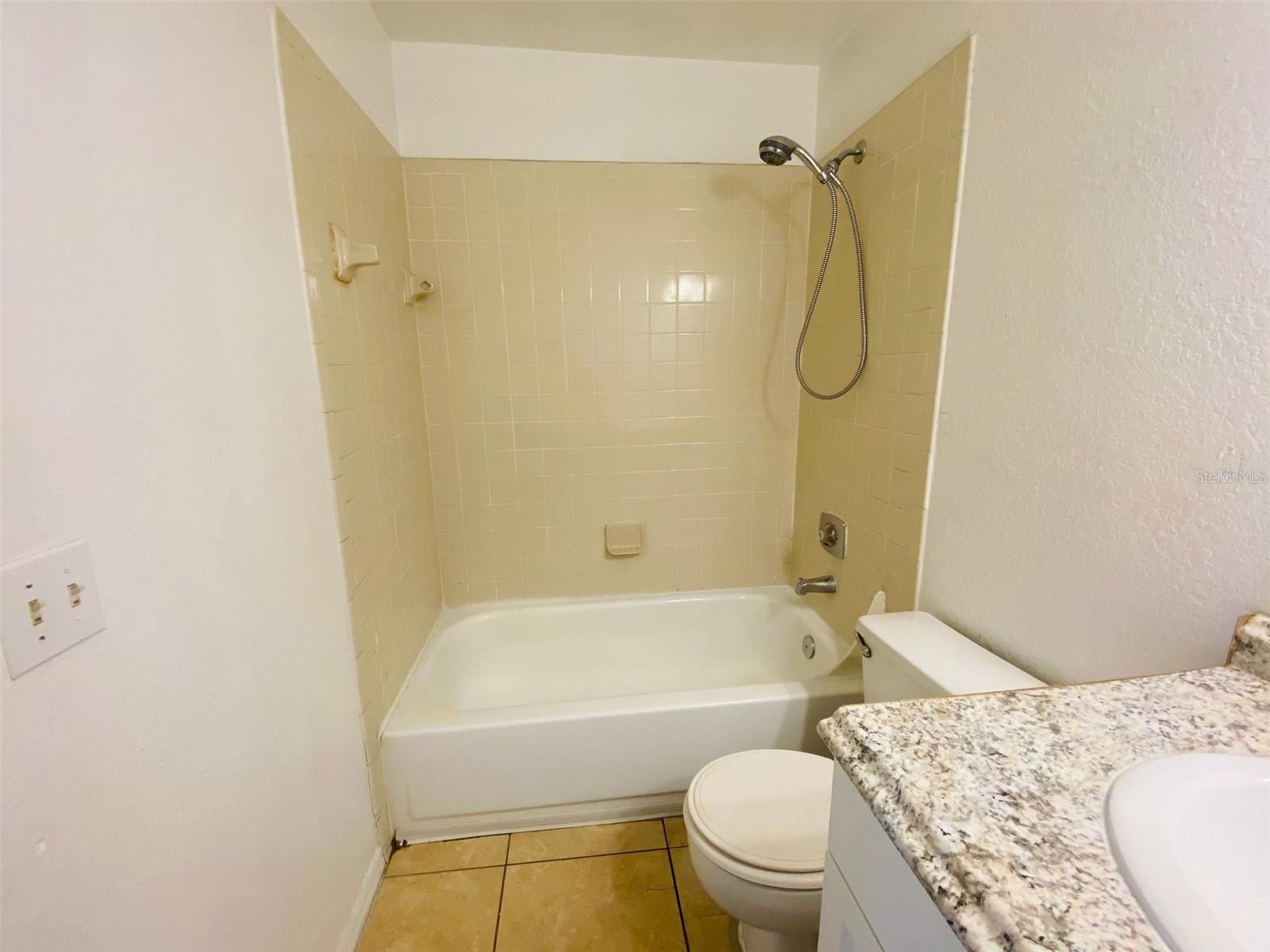 Image 13 of 22 For 1043 Hiawassee Road 3127