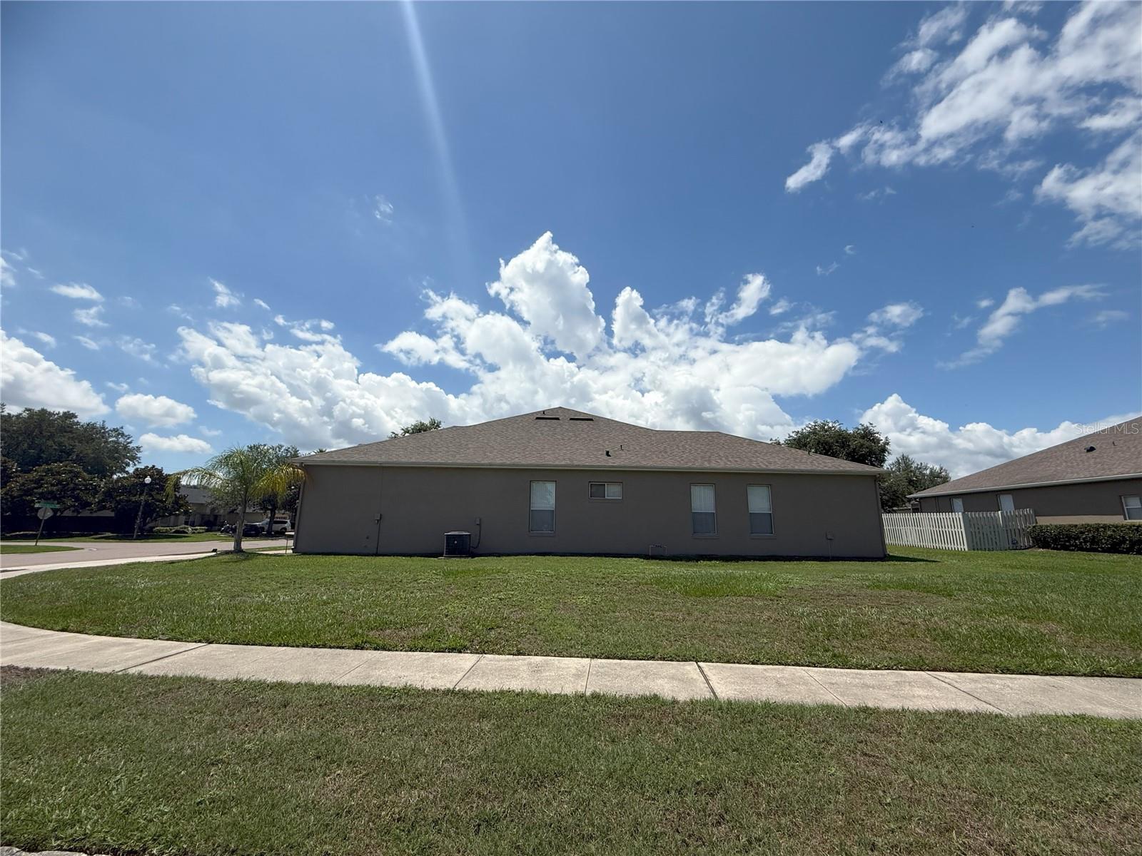 Image 40 of 50 For 4906 Keaton Crest Drive