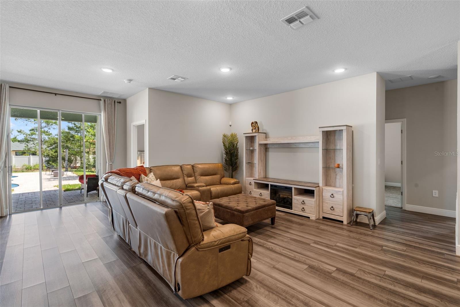 Image 9 of 57 For 4811 108th Place Road