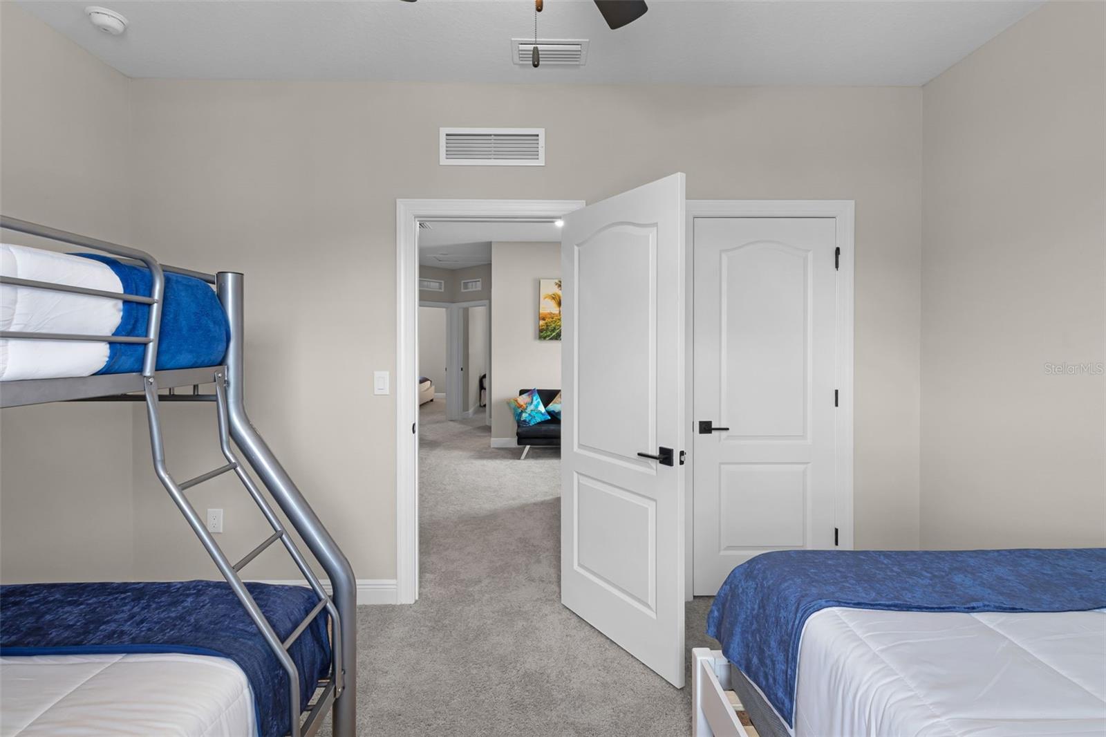Image 28 of 71 For 7745 Somersworth Drive