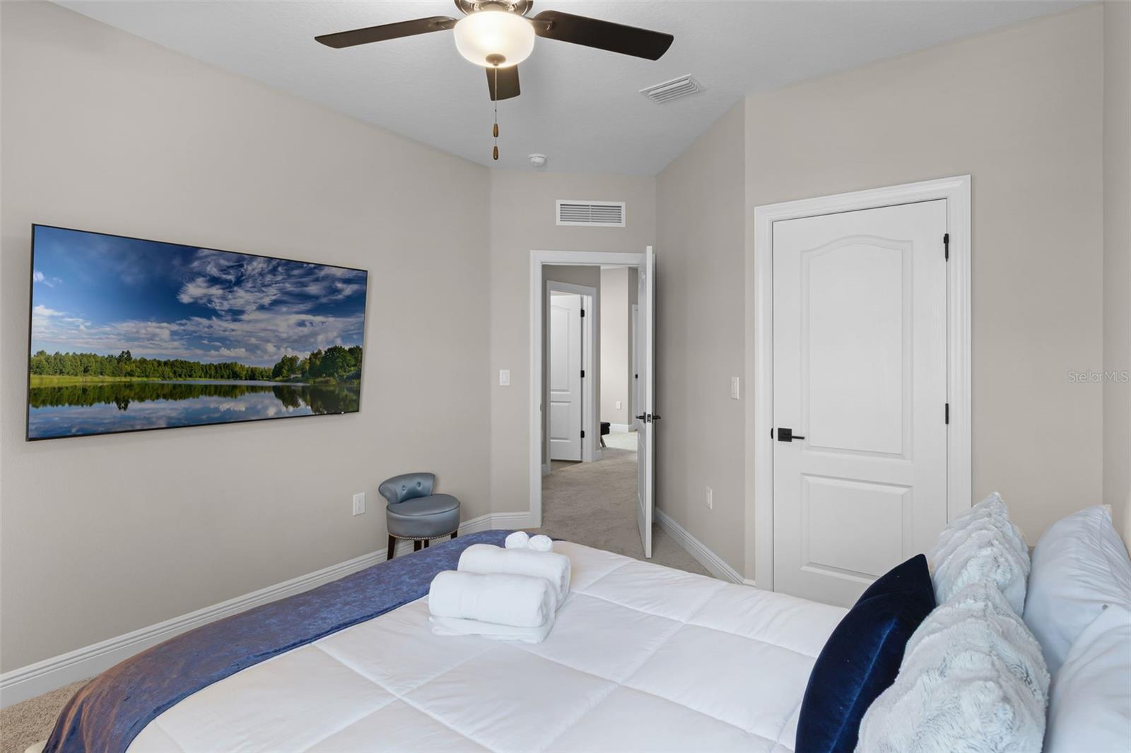 Image 42 of 71 For 7745 Somersworth Drive
