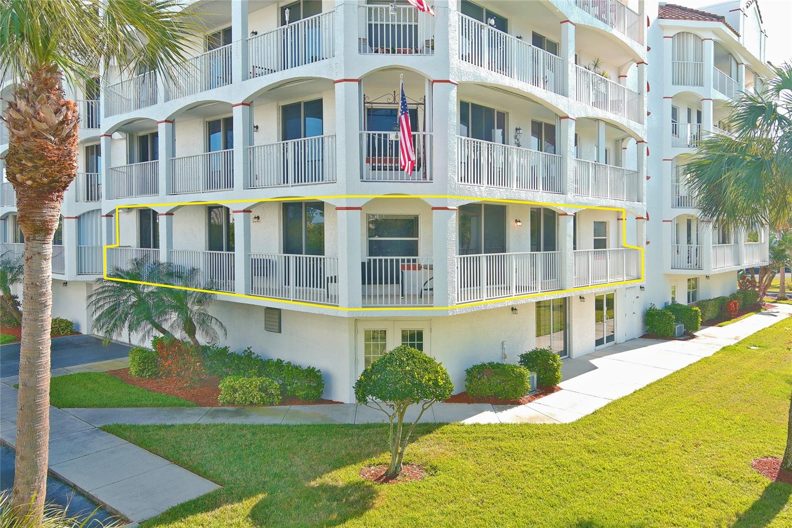 Image 44 of 68 For 8922 Laguna Lane 201
