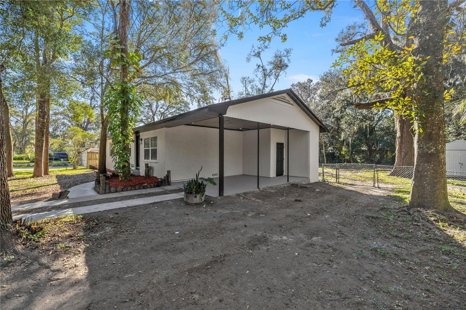 Image 19 of 24 For 11572 60th Avenue