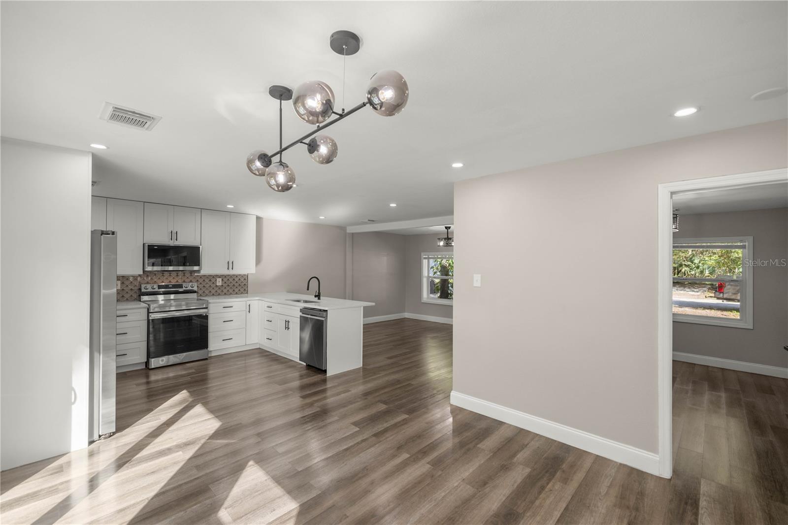 Image 2 of 24 For 11572 60th Avenue