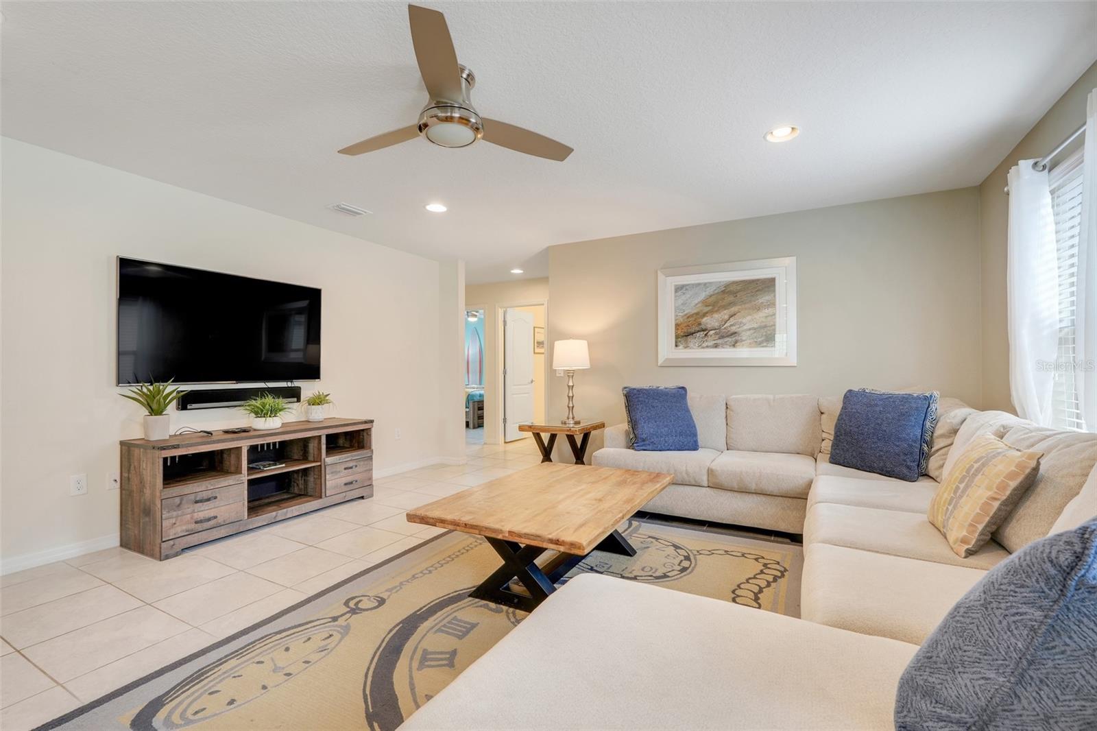 Image 16 of 56 For 8989 Rhodes Street