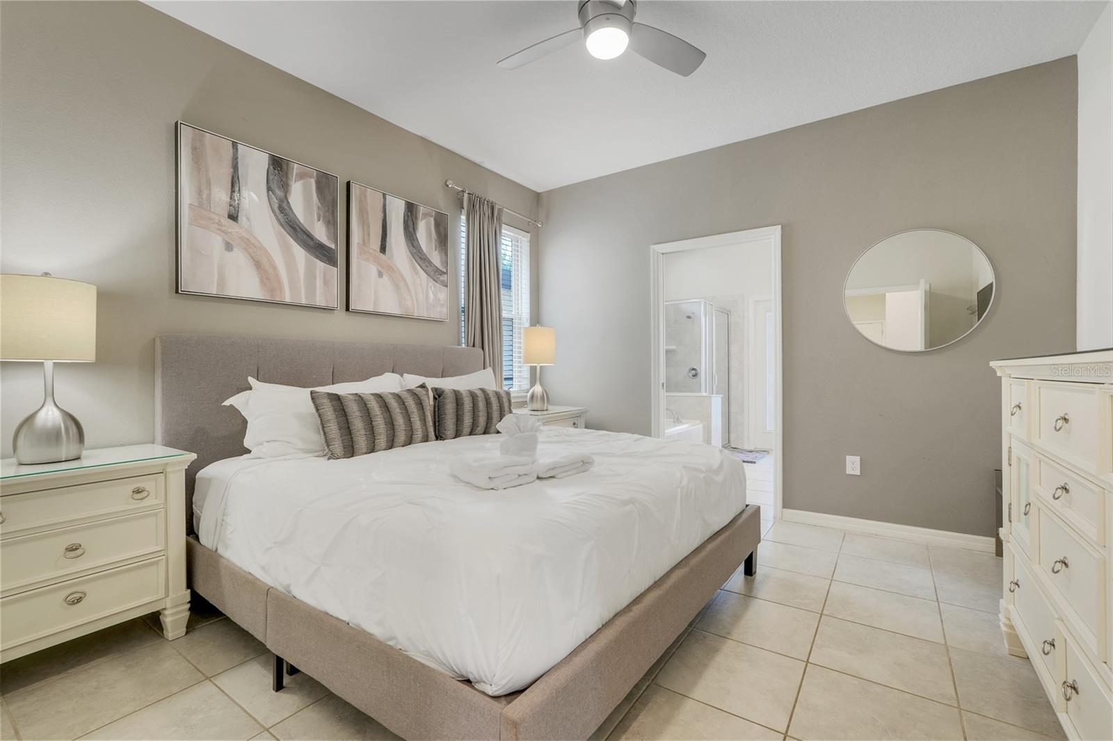Image 18 of 56 For 8989 Rhodes Street
