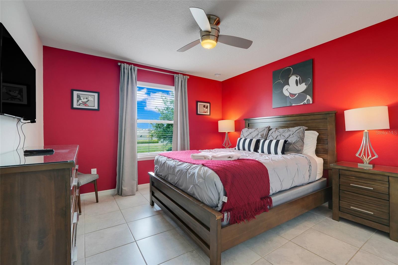 Image 24 of 56 For 8989 Rhodes Street