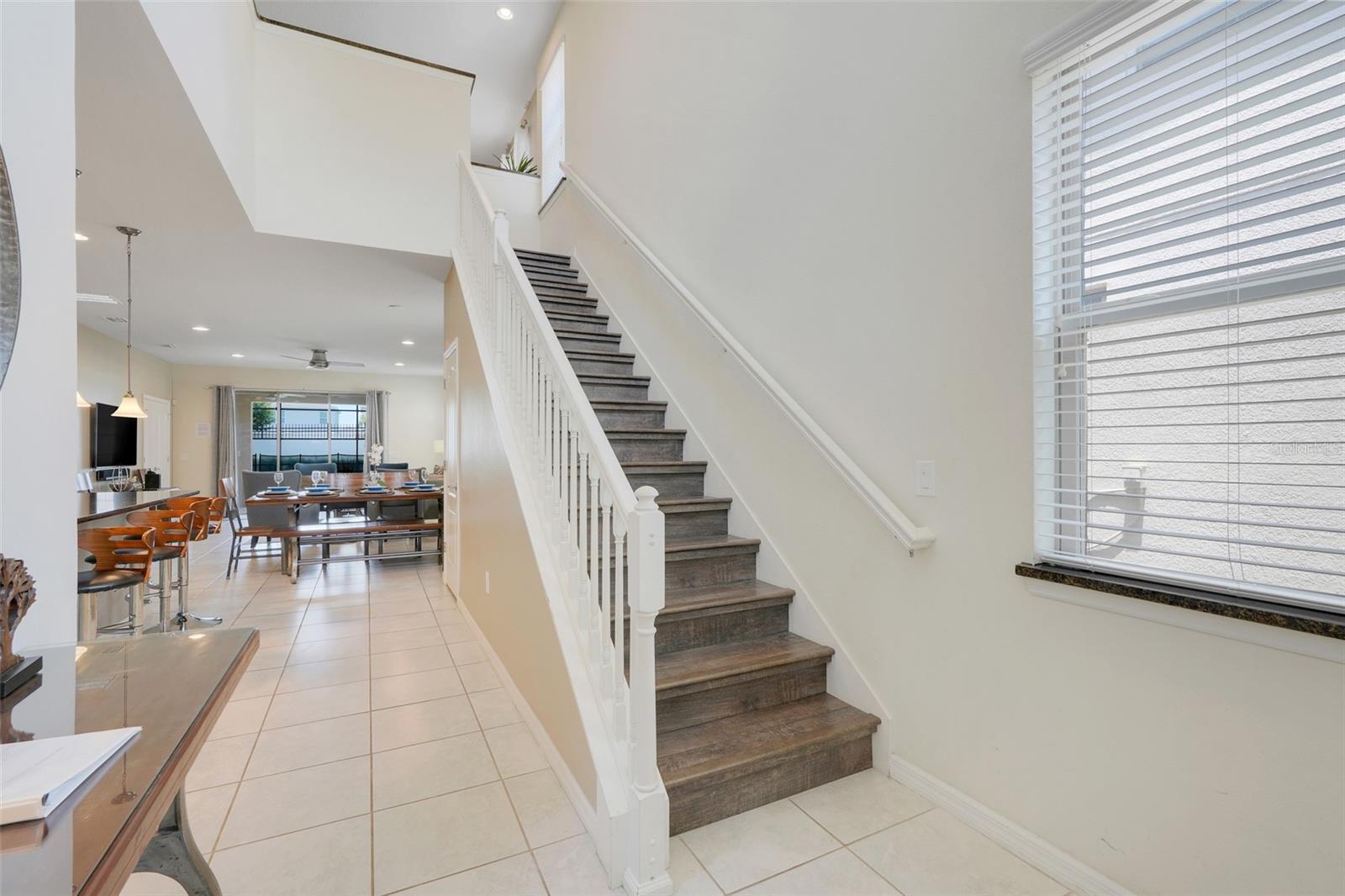 Image 7 of 56 For 8989 Rhodes Street