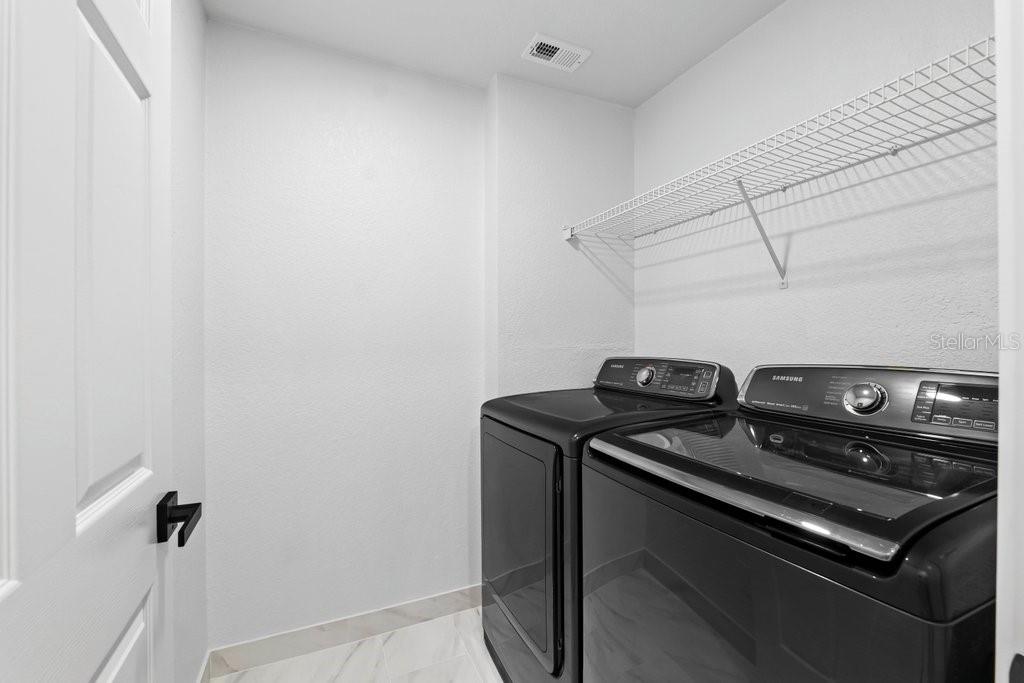 Image 12 of 34 For 13810 Sutton Park Drive N 1139