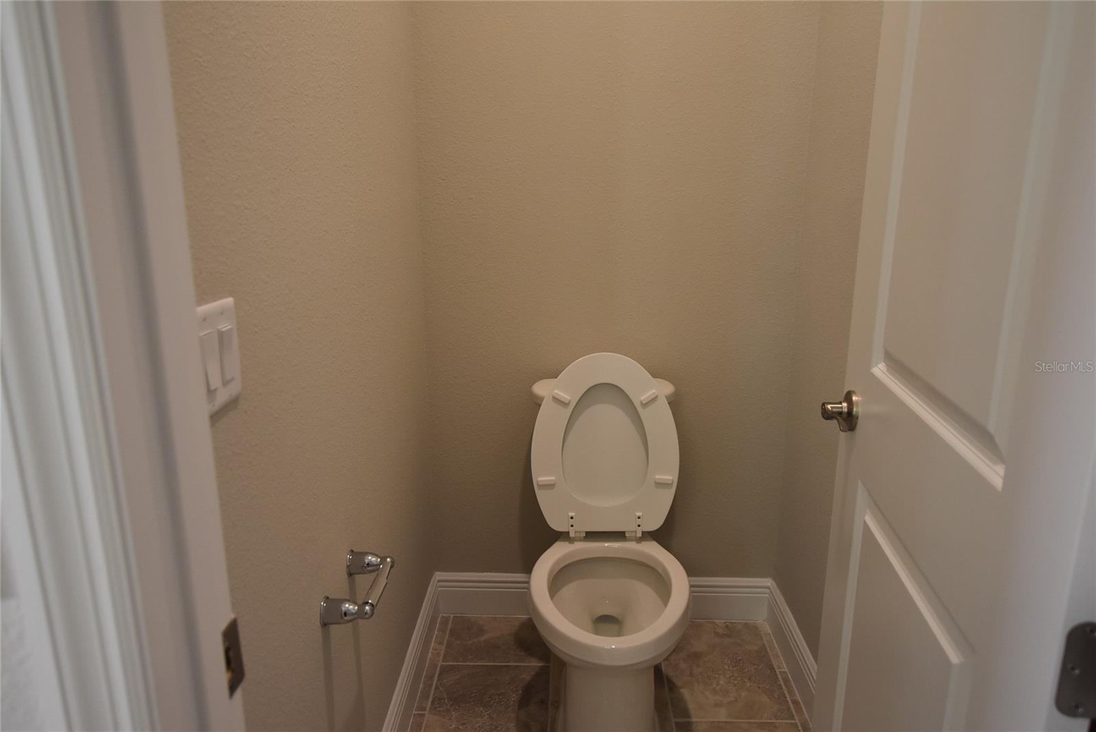 Image 19 of 27 For 7067 Carrickbend Lane