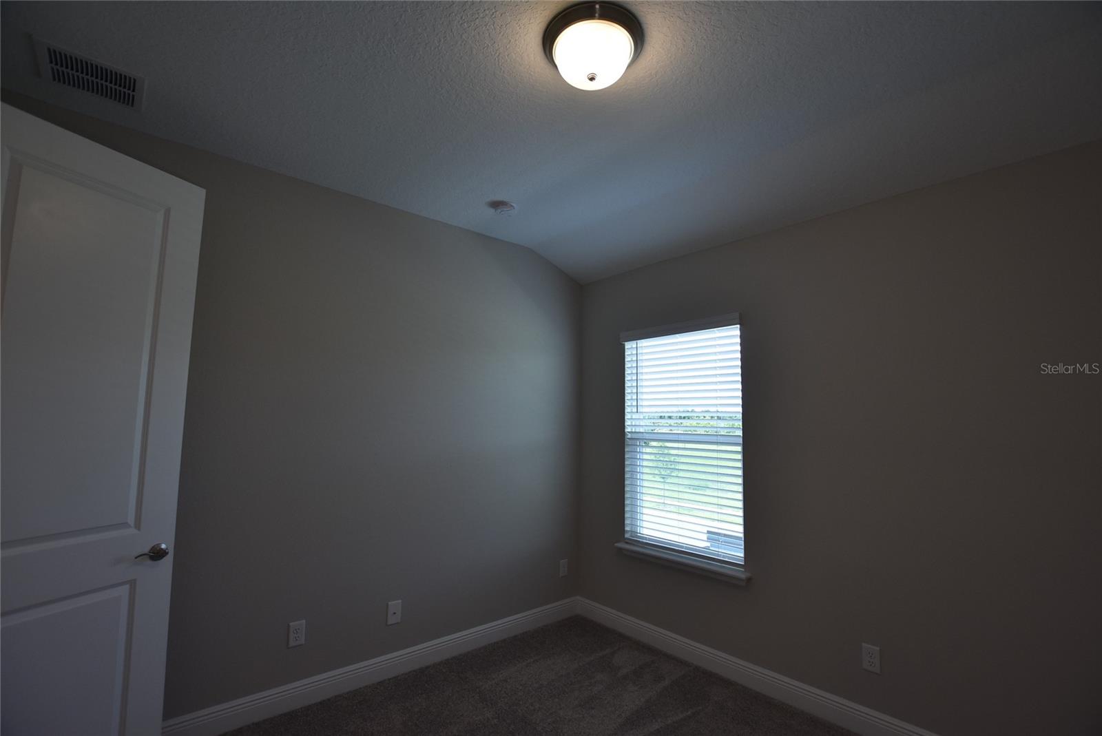 Image 26 of 27 For 7067 Carrickbend Lane