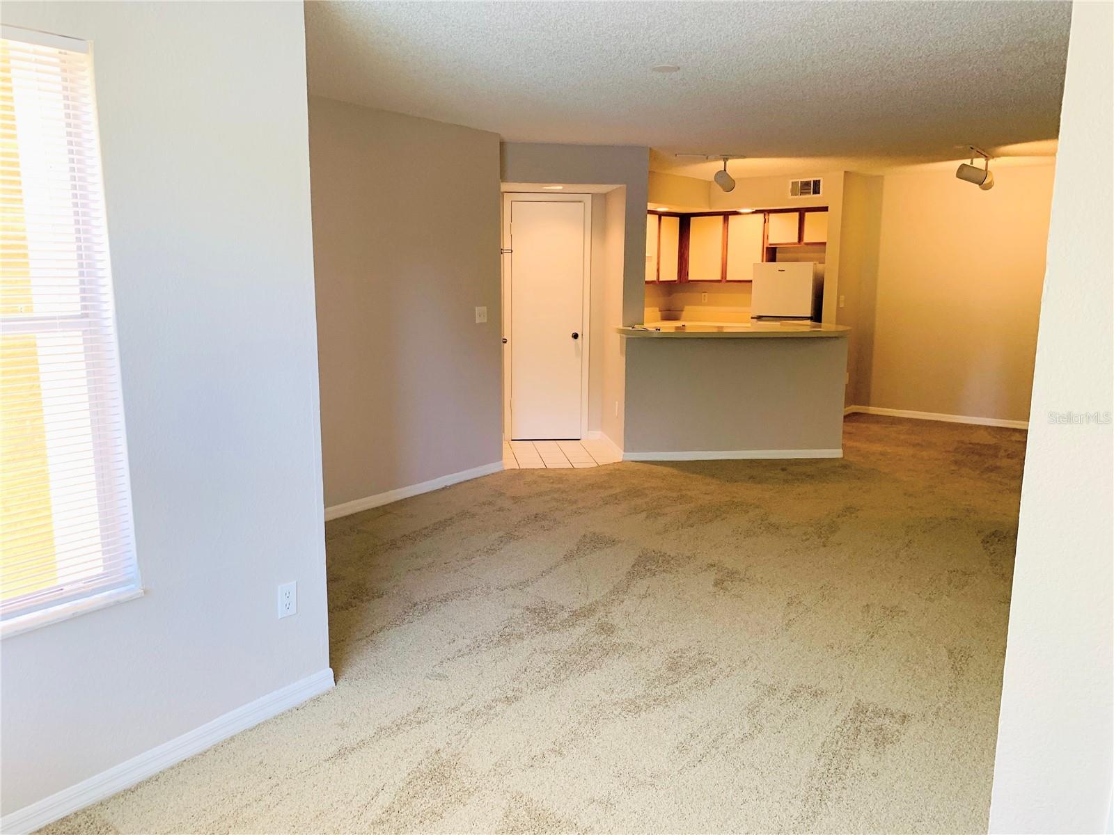 Image 6 of 21 For 4572 Commander Drive 1226